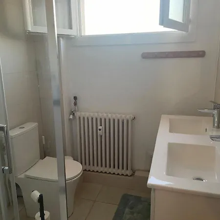 Grand Avec Vue Sepctaculaire * مونبيلييه